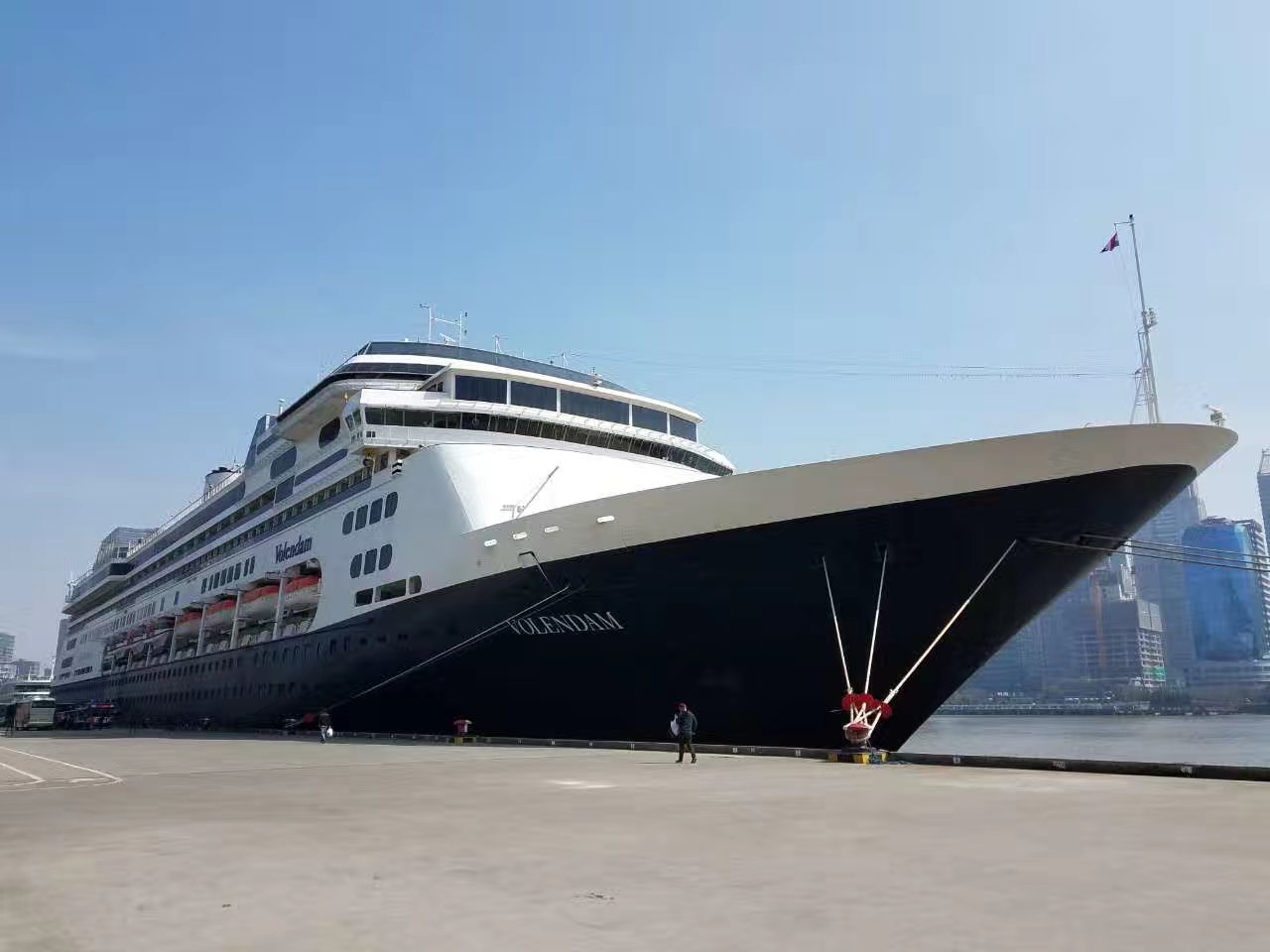 ���׵���