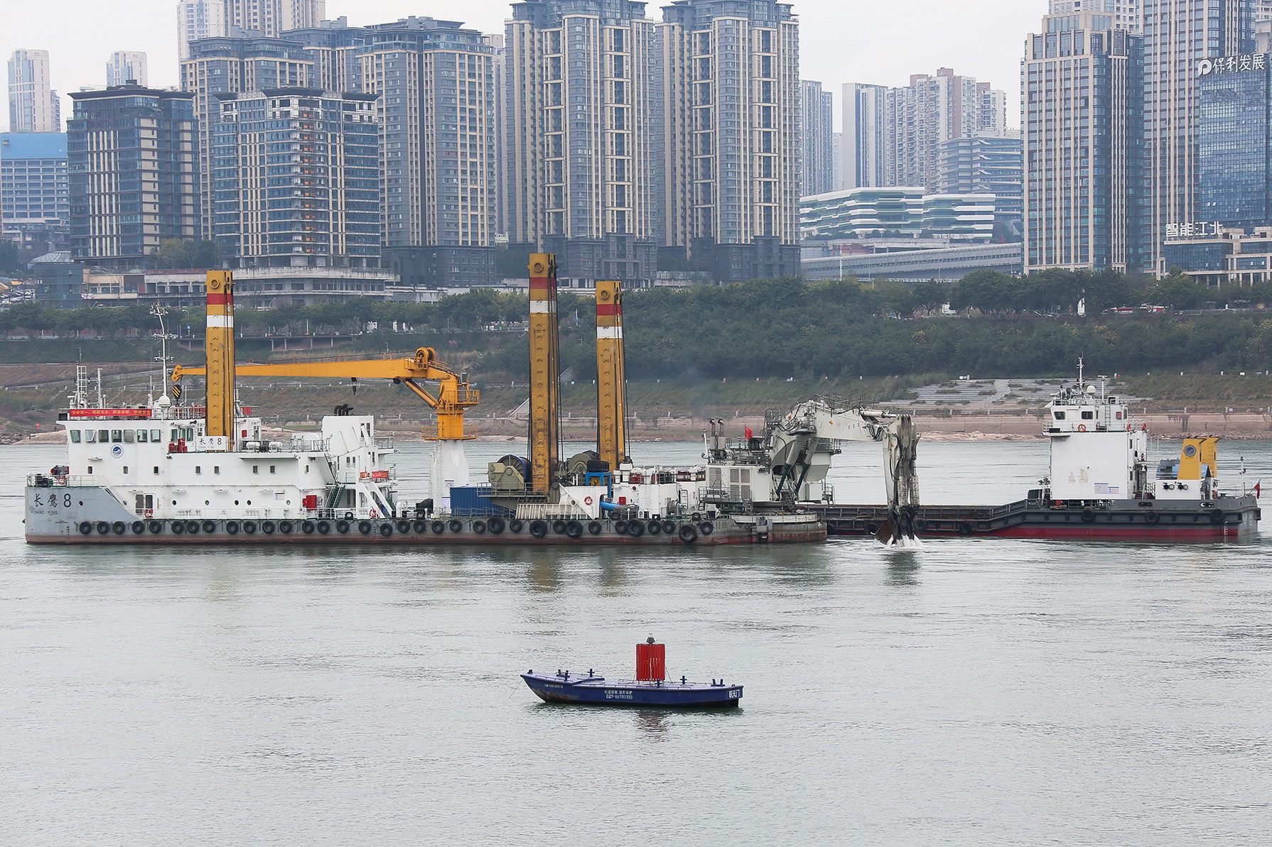 �����з���ʩ��