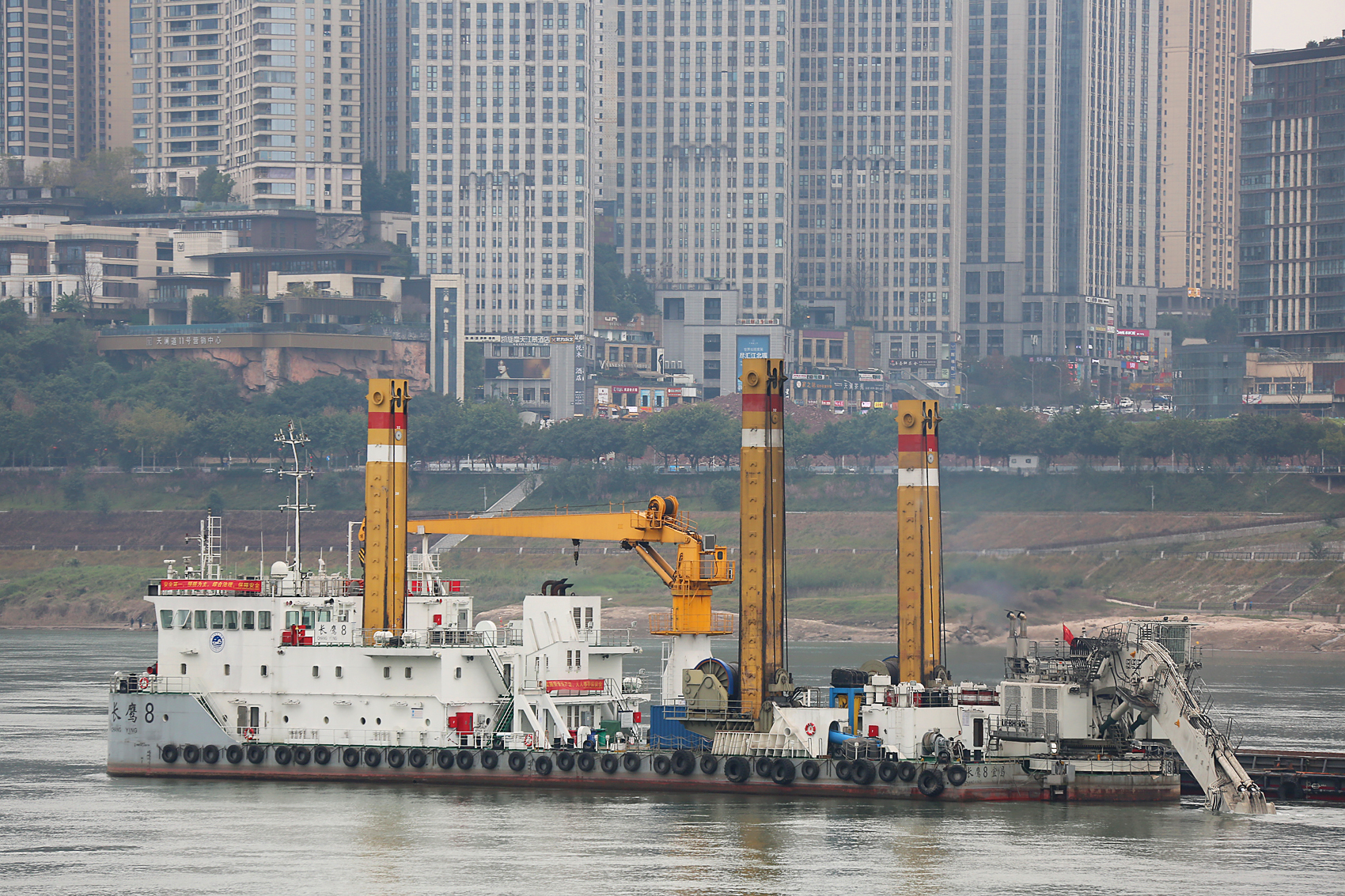 �ھ���������ǰ��